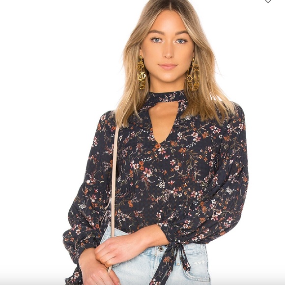 Tularosa Eli Blouse MD - Picture 3 of 8